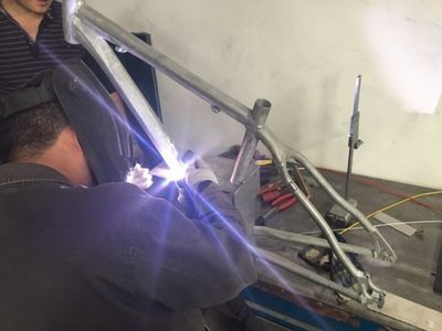 從“單車變摩托”到“炮塔銑床” 民間發明的科技狂歡與實用主義